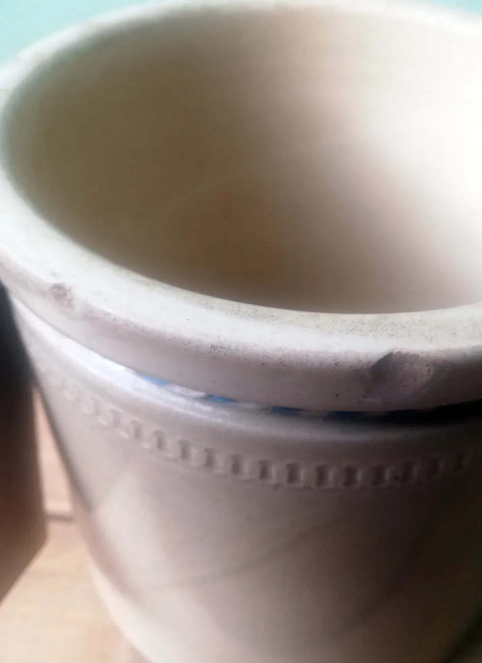 Gorgeous rustic stoneware pot with original lid