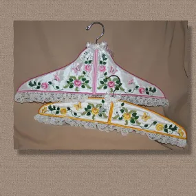 Rosebud Hanger Cover